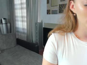 girl
        darybonney cam image #2850769