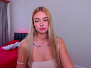 girl
        8a8y_nura cam image #499092