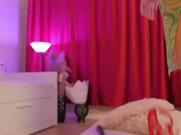 girl
        missqueenlust cam image #4179463