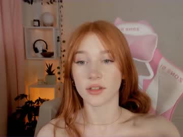 girl
        madeline_jackson cam image #2093588