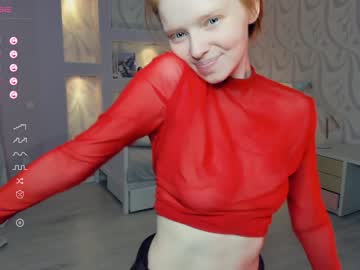girl
        gingers_hugs cam image #2050799