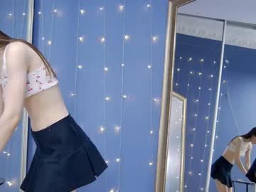 girl
        kriskras__ cam image #753971