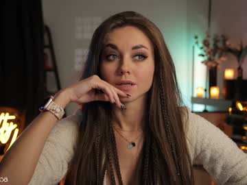 girl
        lettymoa cam image #3744157