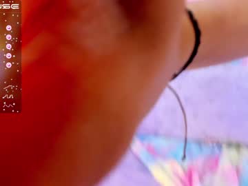 girl
        little_effy18 cam image #186147