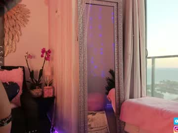 girl
        mysticxkitty cam image #1713078