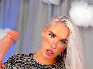 girl
        blush_mikki cam image #3052706