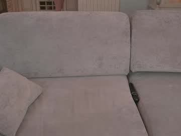 girl
        lynnalltop cam image #3655571