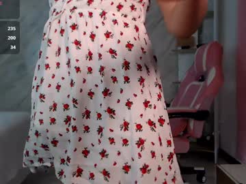 girl
        allisonpalmer cam image #4244673