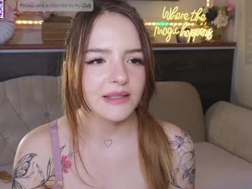 girl
        ginger_pie cam image #4519553
