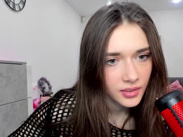 girl
        _wilson__ cam image #2032746