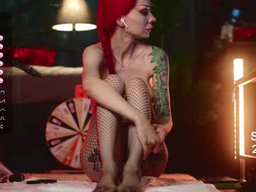 girl
        poppy__parker cam image #3190358