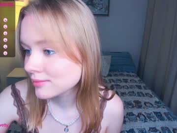 girl
        sun_shiiine cam image #1071567
