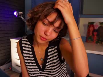 girl
        lenaelisabeth cam image #1961842
