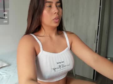 girl
        abigail_w cam image #4148803