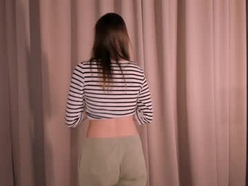 girl
        dominogoulder cam image #3713656