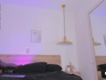 girl
        bella__donne cam image #4542346