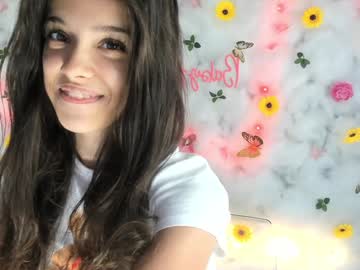 girl
        babyaylin cam image #4511939