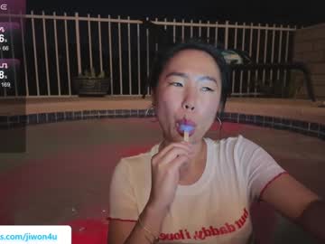 girl
        jiwon4u cam image #2930405