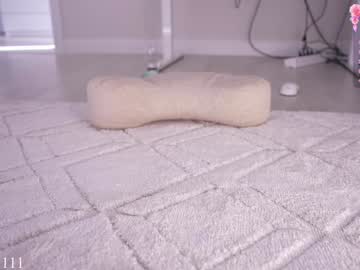 girl
        lil_eva cam image #3396964