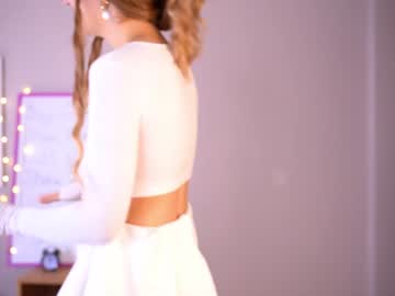 girl
        oliviavilolobos cam image #2921749