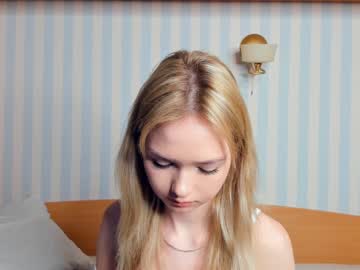 girl
        h0lyangel cam image #2186175