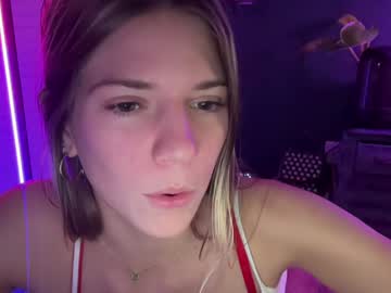 girl
        oliviahansleyy cam image #3898864