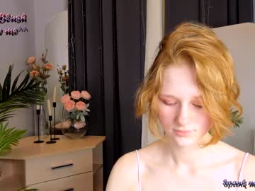 girl
        navy_blush cam image #2304689
