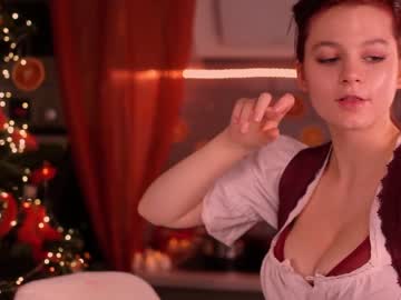 girl
        lorienn cam image #2097461