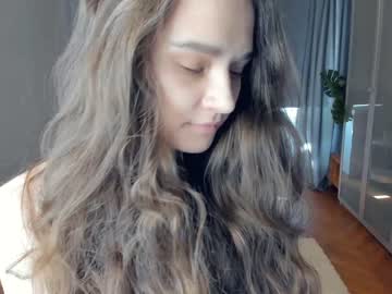 girl
        sunshy_girl cam image #882295