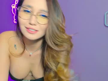 girl
        killer_face cam image #1500552