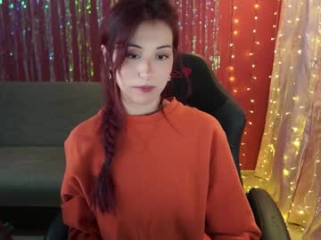 girl
        greeny_mat cam image #2823503