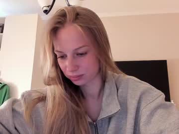 girl
        magic_couple13 cam image #4550364