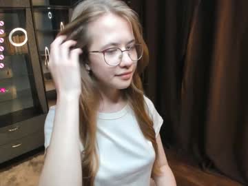 girl
        wiloneburtt cam image #3261142