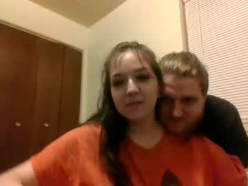 couple
        wolfnbunny420 cam image #86734