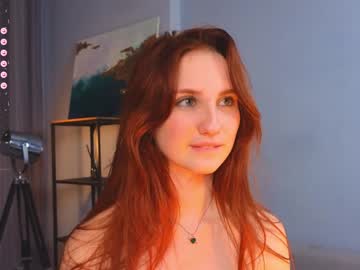 girl
        lynnalltop cam image #3330216