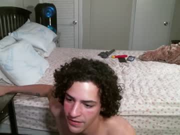 couple
        kyliecakezz cam image #876933