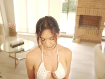girl
        honeyco57 cam image #4312570