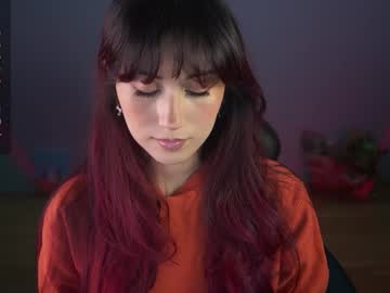 girl
        greeny_mat cam image #3708943