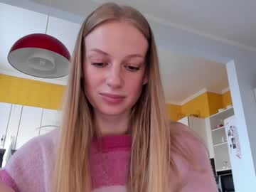 girl
        magic_couple13 cam image #2597144