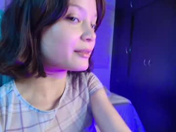 girl
        urlittlegirl_ cam image #4023115