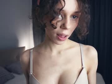 girl
        elvahamling cam image #3676346