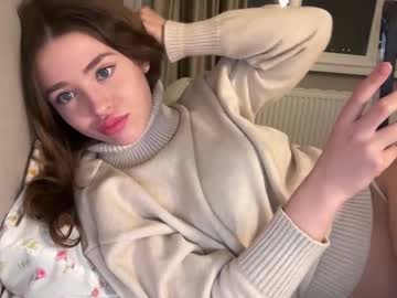 girl
        endlessmia cam image #4275519