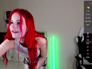 girl
        rina_red1 cam image #2051156