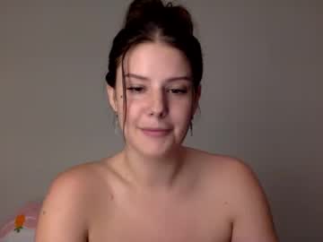 girl
        stassiebabyxo cam image #2710152