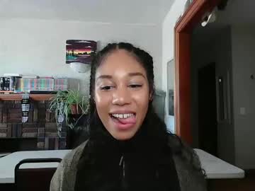 girl
        goddesstinaruiz cam image #2943539