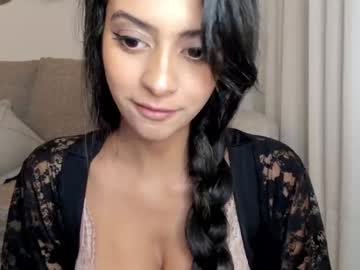 girl
        mayahepburn cam image #1263023