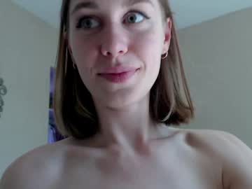 girl
        molly_p cam image #4598820