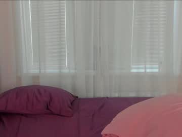 girl
        angelina_new cam image #1680754