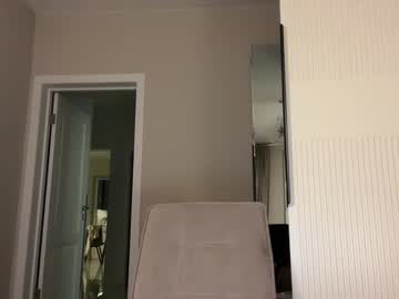 girl
        endlessmia cam image #4400171