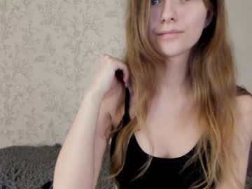 girl
        alainaestrada cam image #1786767
